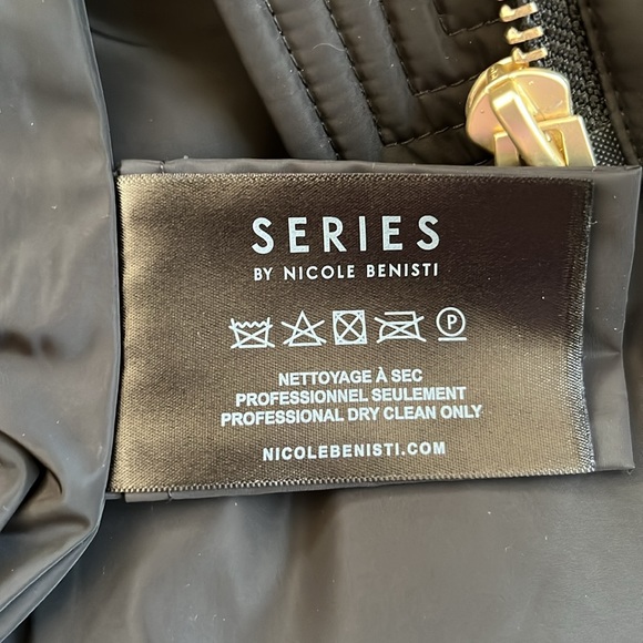 Series by Nicole Benisti designer winter jacket. Size Large - Picture 6 of 8